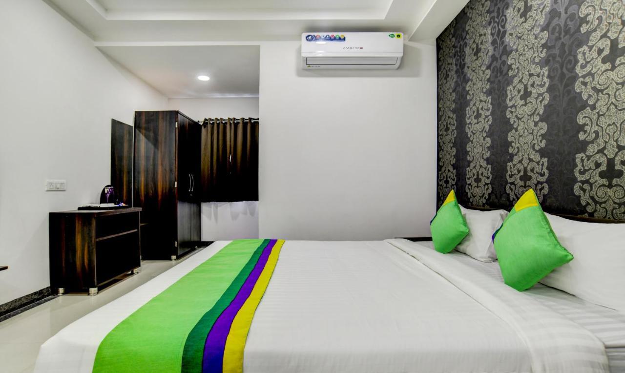 Treebo Grand Euro Pipliyahana Square Indore Ngoại thất bức ảnh